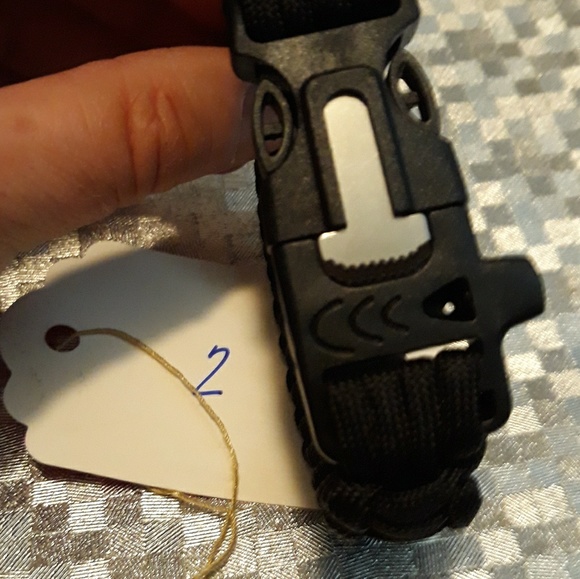 3/$15 Parachute cord bracelets - Picture 3 of 5